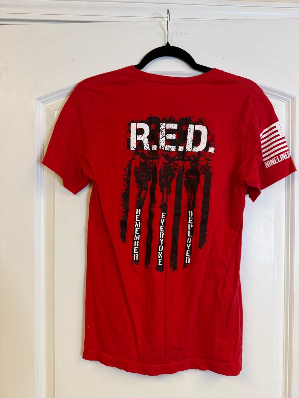 Nine Line Apparel R.E.D. Remember Everyone Deployed unisex